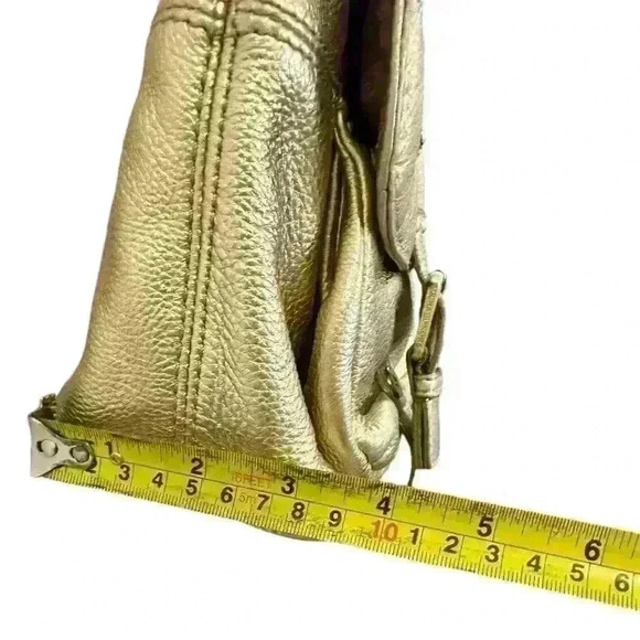 MICHAEL KORS METALLIC GOLD PEBBLED LEATHER CROSSBODY BAG - Picture 11 of 14